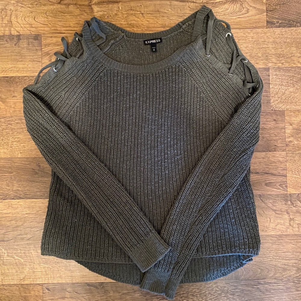 Army green sweater